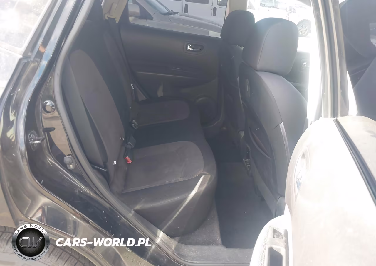 2011 Nissan Rogue S VIN:JN8AS5MV4BW687747 - 8