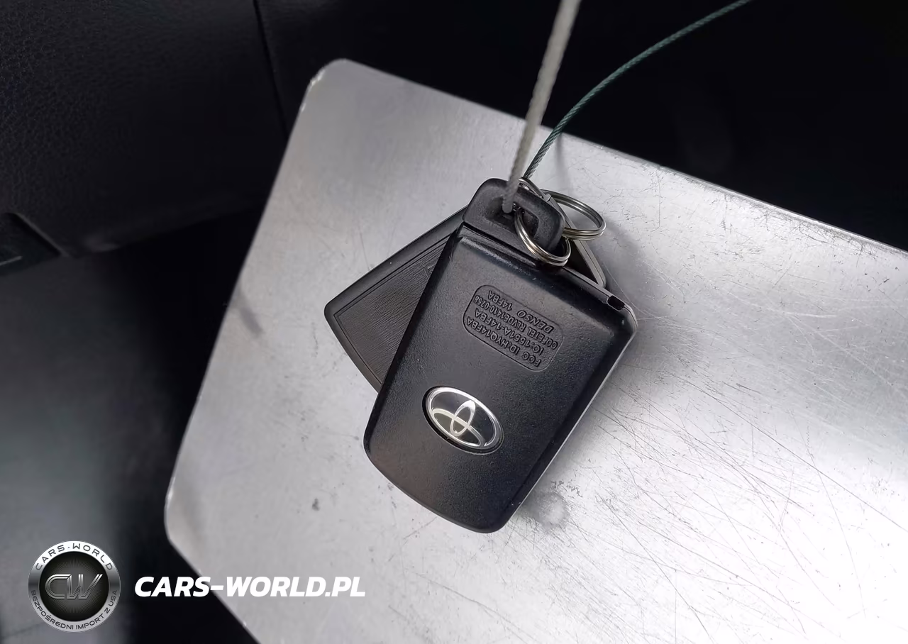 2018 Toyota Corolla Se VIN:5YFBURHE4JP800535 - 11