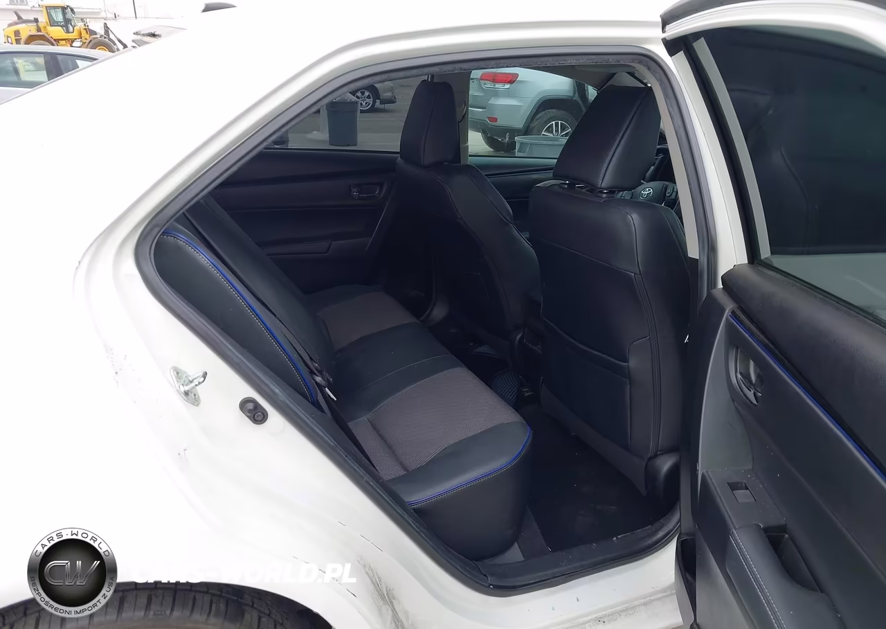 2018 Toyota Corolla Se VIN:5YFBURHE4JP800535 - 8