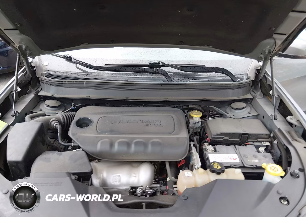 2020 Jeep Cherokee Latitude Plus 4X4 VIN:1C4PJMLB4LD537581 - 10