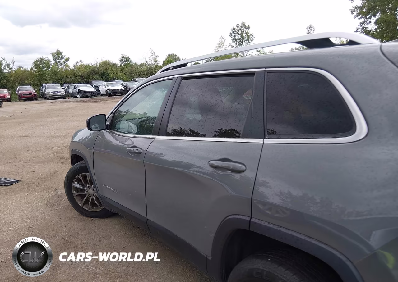 2020 Jeep Cherokee Latitude Plus 4X4 VIN:1C4PJMLB4LD537581 - 14