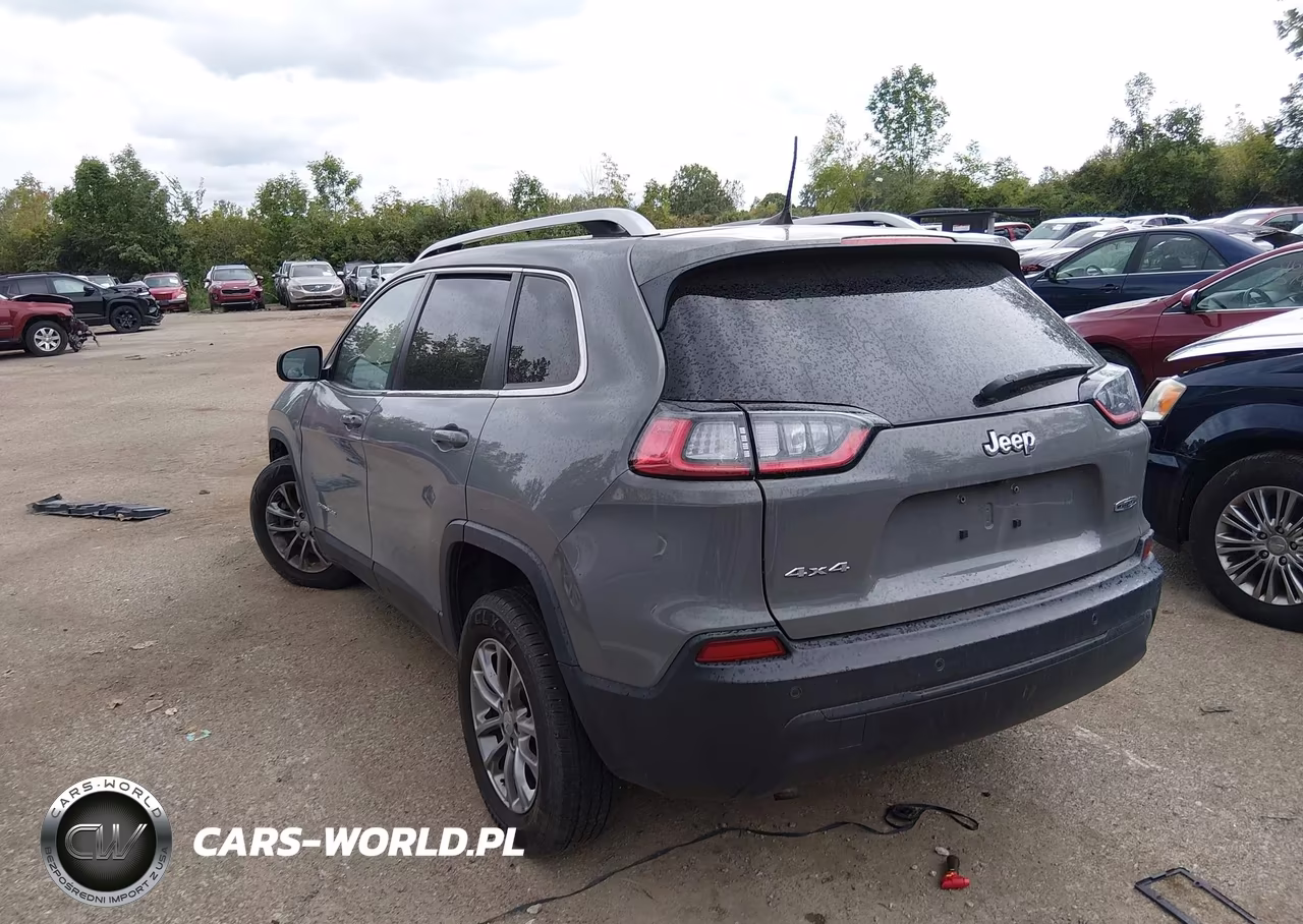 2020 Jeep Cherokee Latitude Plus 4X4 VIN:1C4PJMLB4LD537581 - 3