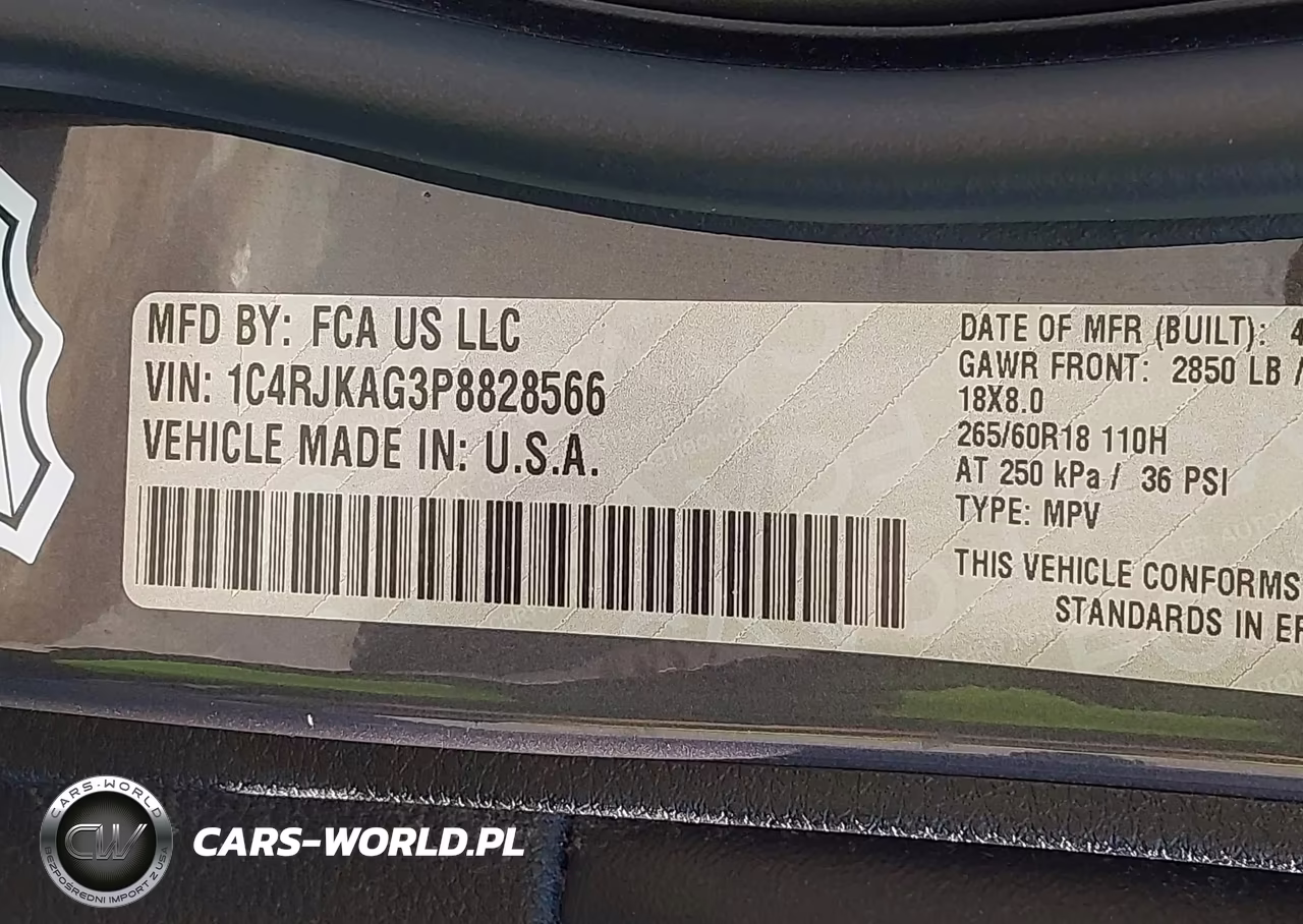 2023 Jeep Grand Cherokee L Laredo 4X4 VIN:1C4RJKAG3P8828566 - 9