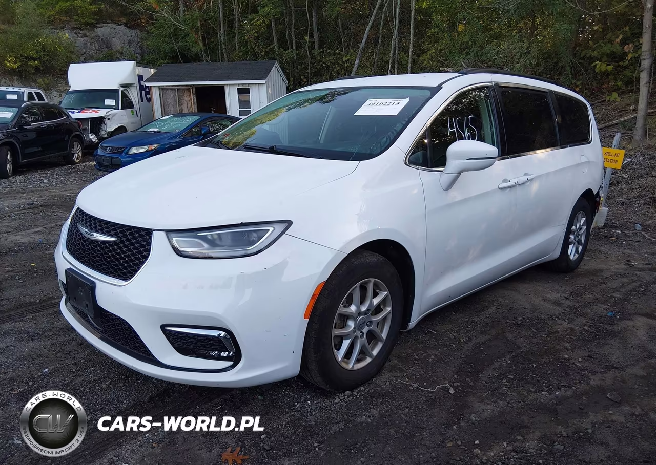 2022 Chrysler Pacifica Touring L VIN:2C4RC1BG7NR209232 - 2