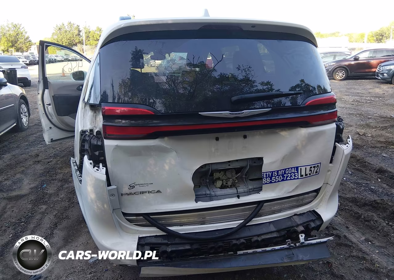 2022 Chrysler Pacifica Touring L VIN:2C4RC1BG7NR209232 - 6
