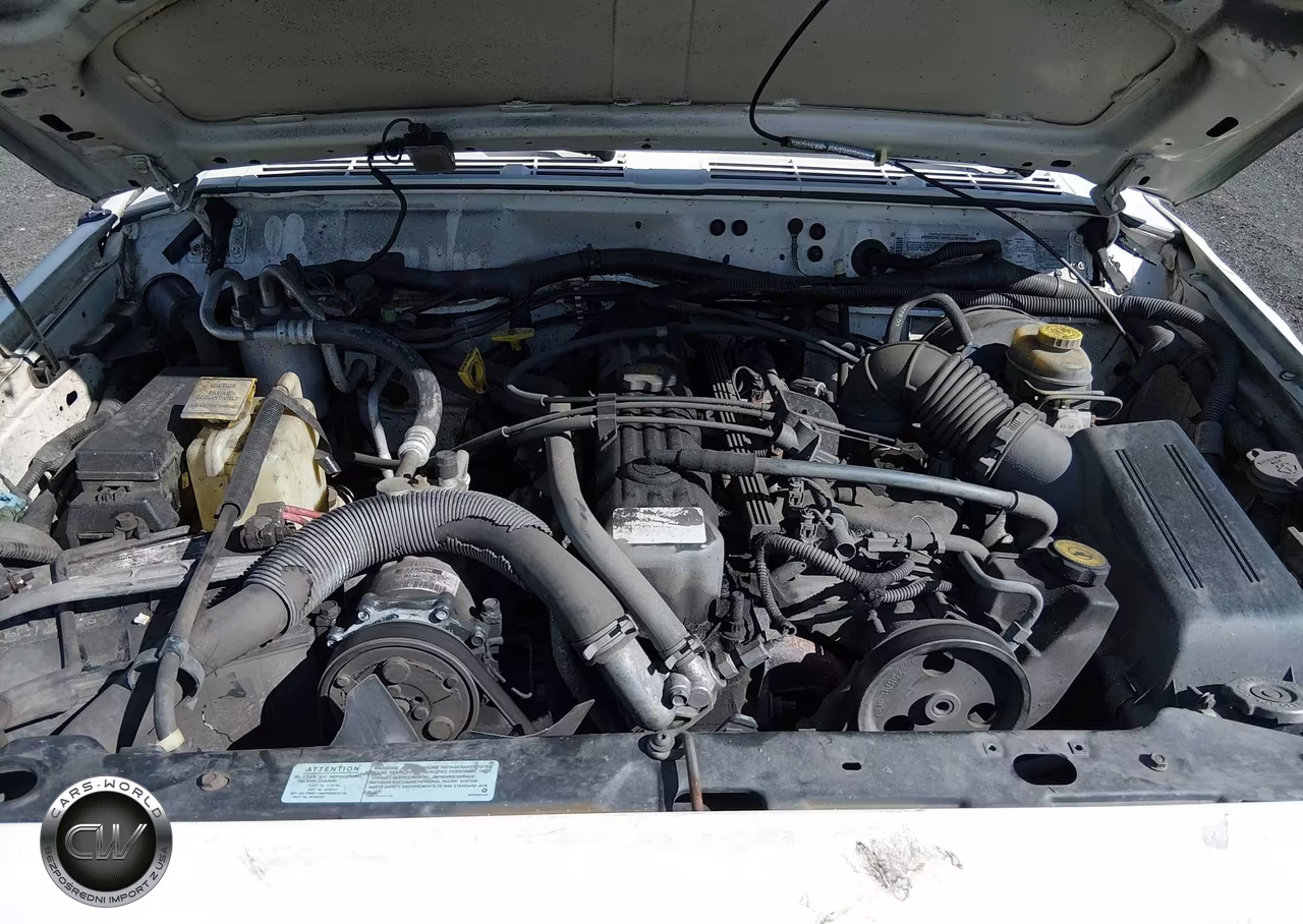 2000 Jeep Cherokee Sport VIN:1J4FF48S3YL236524 - 10