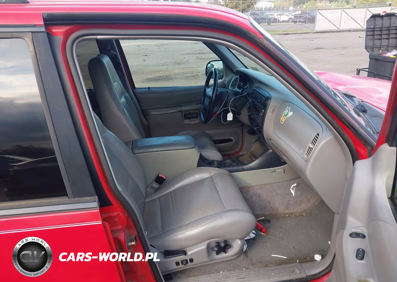 1999 Ford Explorer Eddie Bauer-Limited-Xlt VIN:1FMZU34EXXUB83635 - 5