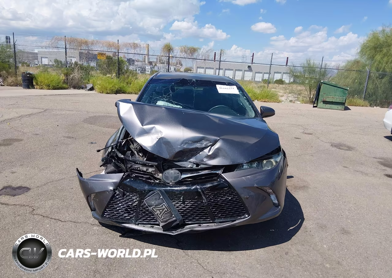2015 Toyota Camry Se VIN:4T1BF1FK1FU983144 - 12