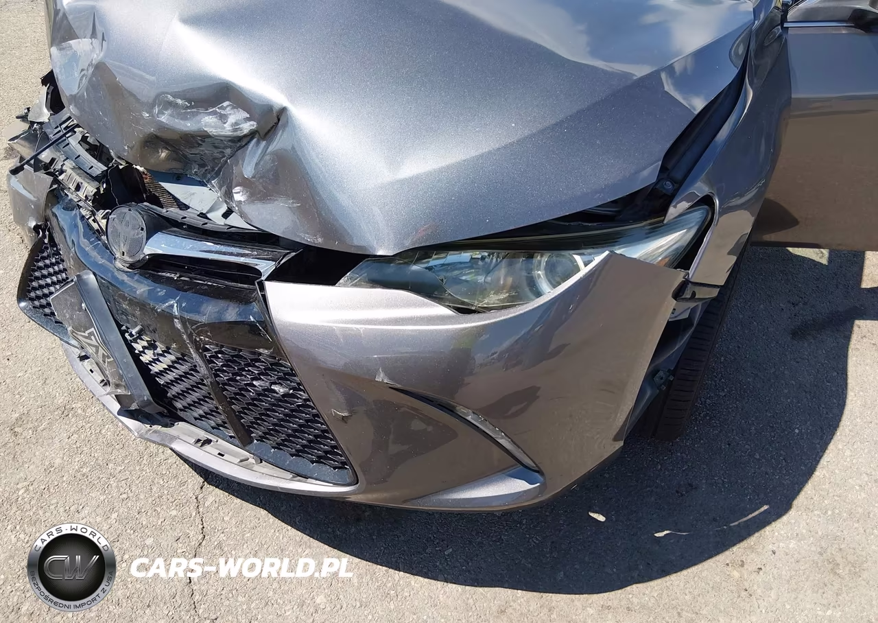 2015 Toyota Camry Se VIN:4T1BF1FK1FU983144 - 17