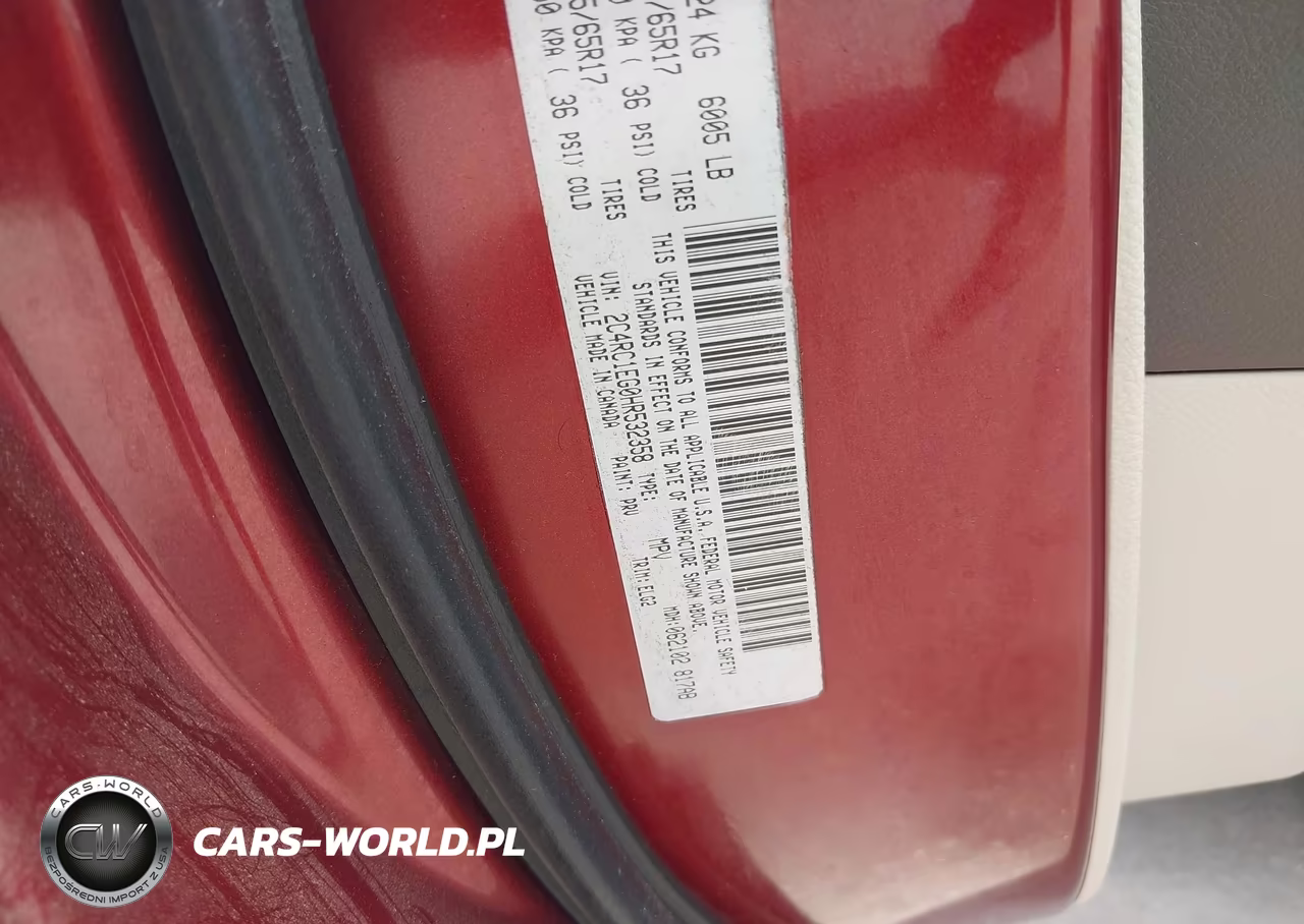 2017 Chrysler Pacifica Touring-L Plus VIN:2C4RC1EG0HR532358 - 9