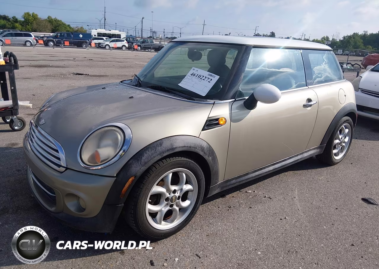 2011 Mini Cooper VIN:WMWSU3C59BT181670 - 2