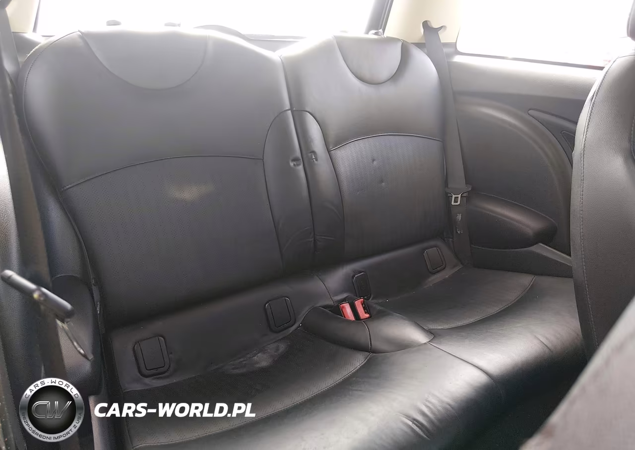 2011 Mini Cooper VIN:WMWSU3C59BT181670 - 8