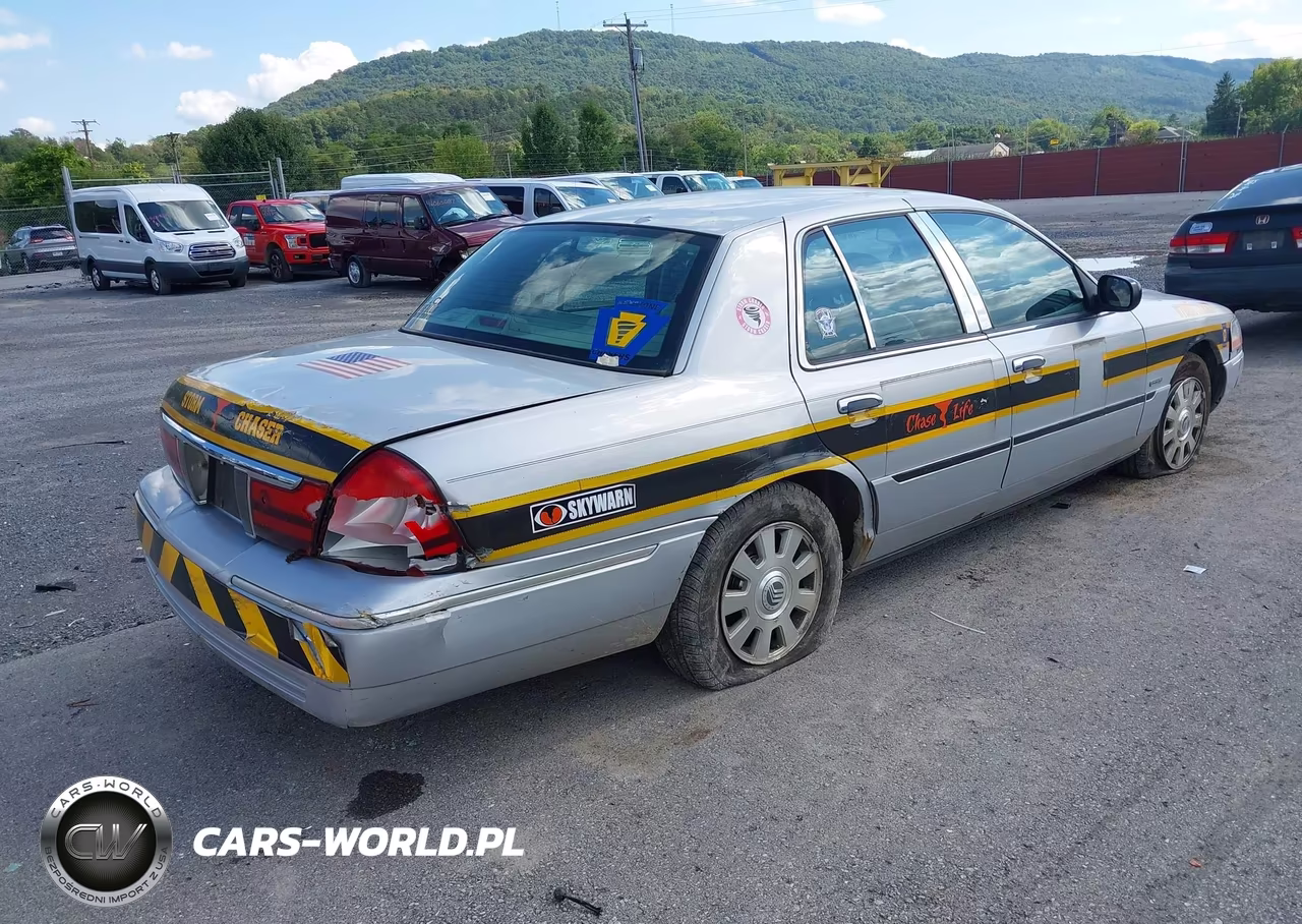 2003 Mercury Grand Marquis Ls VIN:2MEHM75W23X668108 - 4