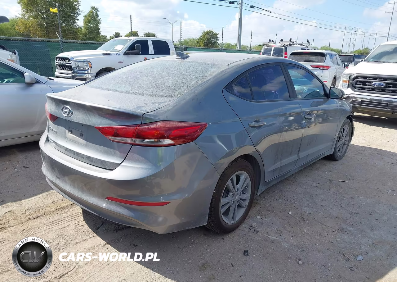 2017 Hyundai Elantra Se VIN:KMHD84LF4HU402489 - 4