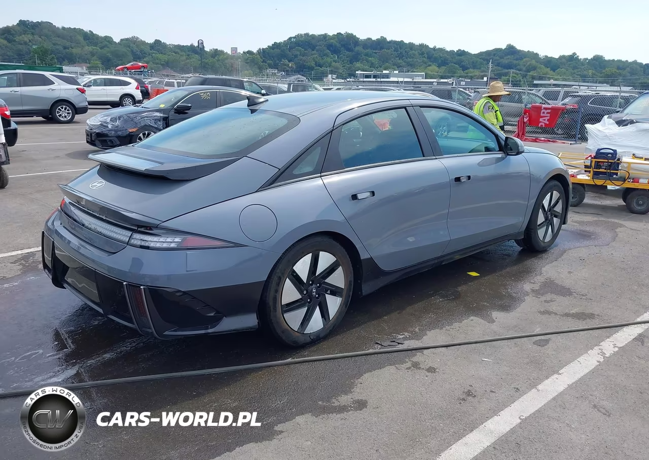 2024 Hyundai Ioniq 6 Se VIN:KMHM24AA1RA070457 - 4