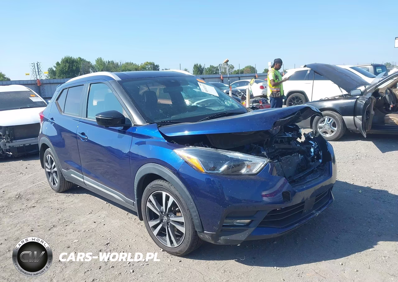 2020 Nissan Kicks Sr Xtronic Cvt