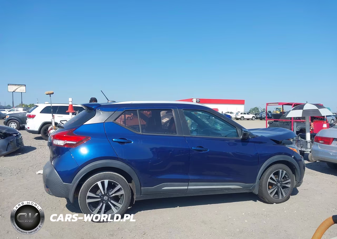 2020 Nissan Kicks Sr Xtronic Cvt VIN:3N1CP5DV1LL533156 - 13