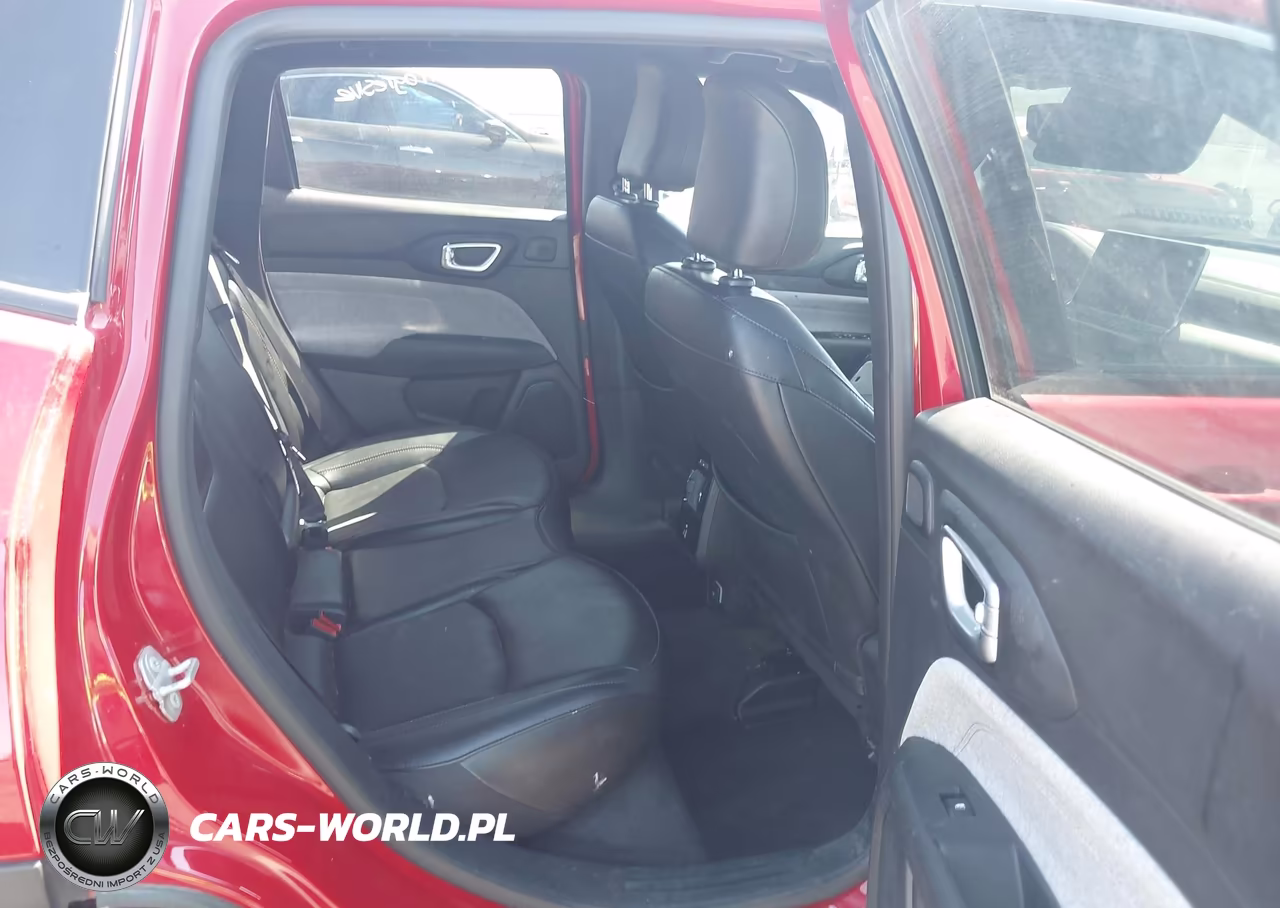 2023 Jeep Compass Latitude Lux Fwd VIN:3C4NJDFN3PT545152 - 8