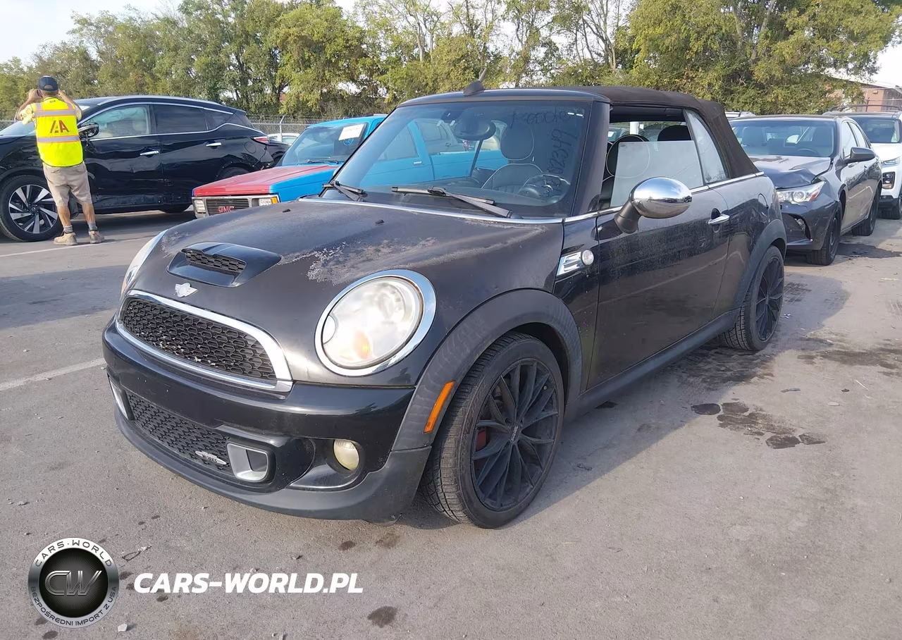 2011 Mini John Cooper Works VIN:WMWZP9C53BTZ80563 - 2