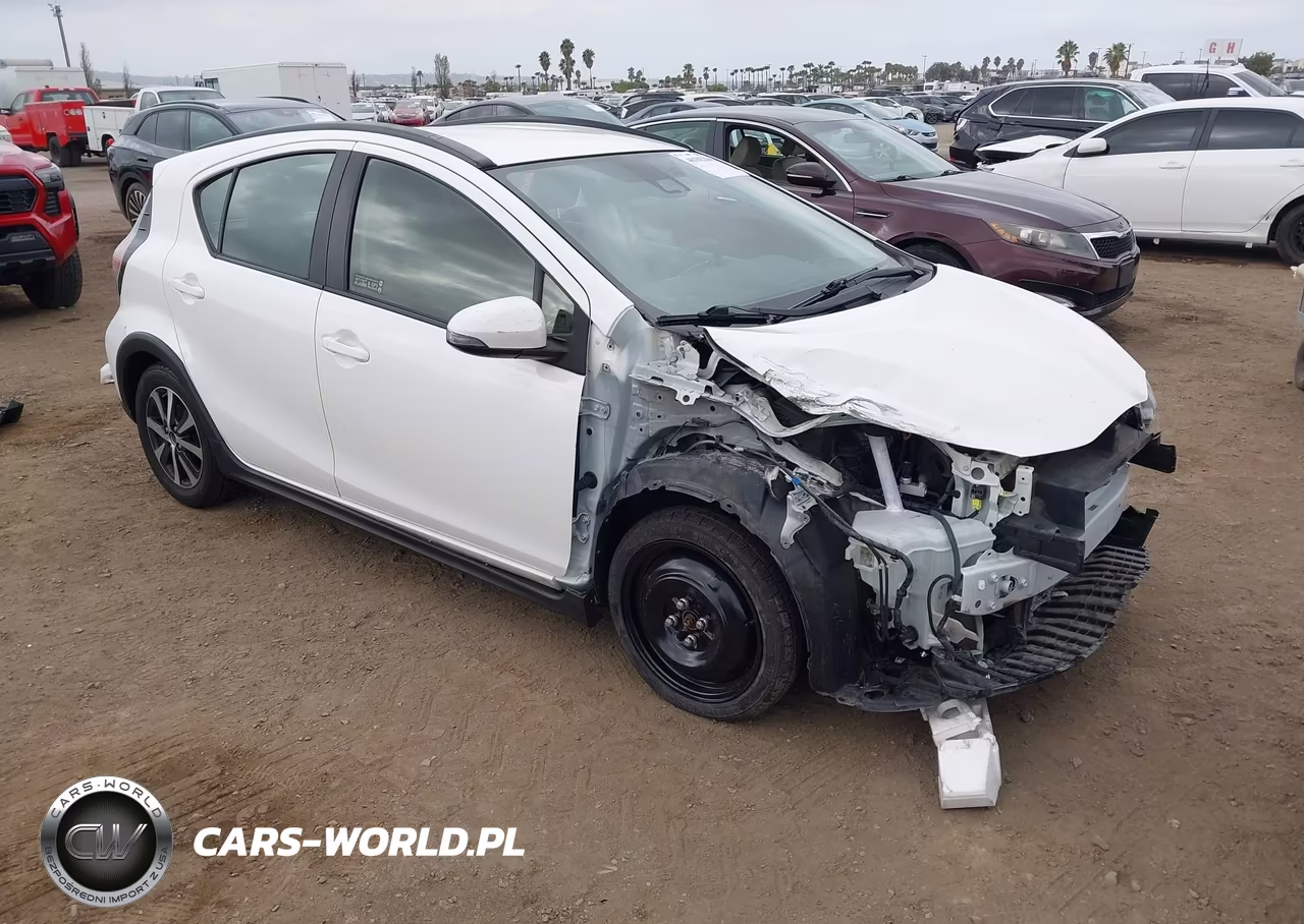 TOYOTA PRIUS C