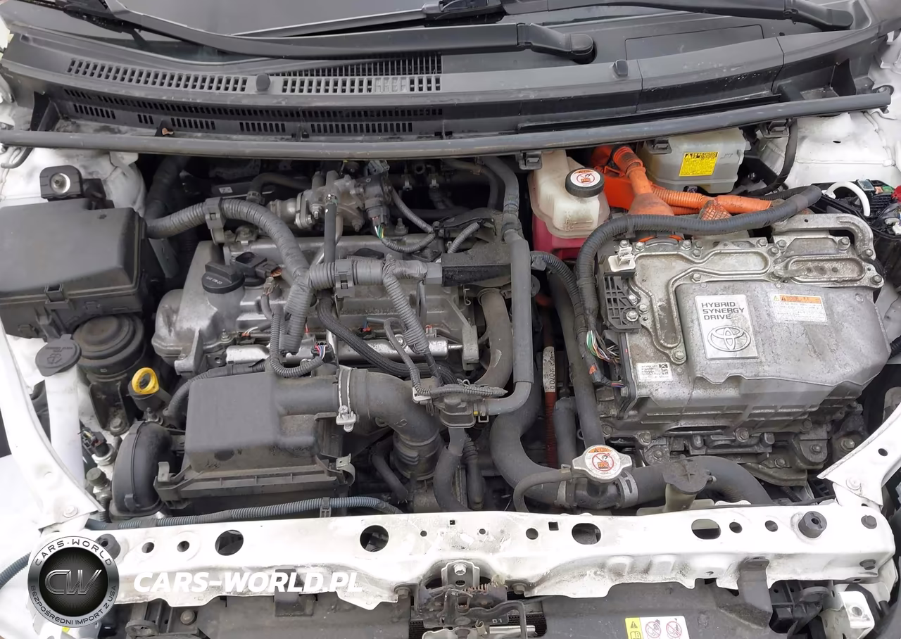 TOYOTA PRIUS C VIN:JTDKDTB35J1599608 - 10