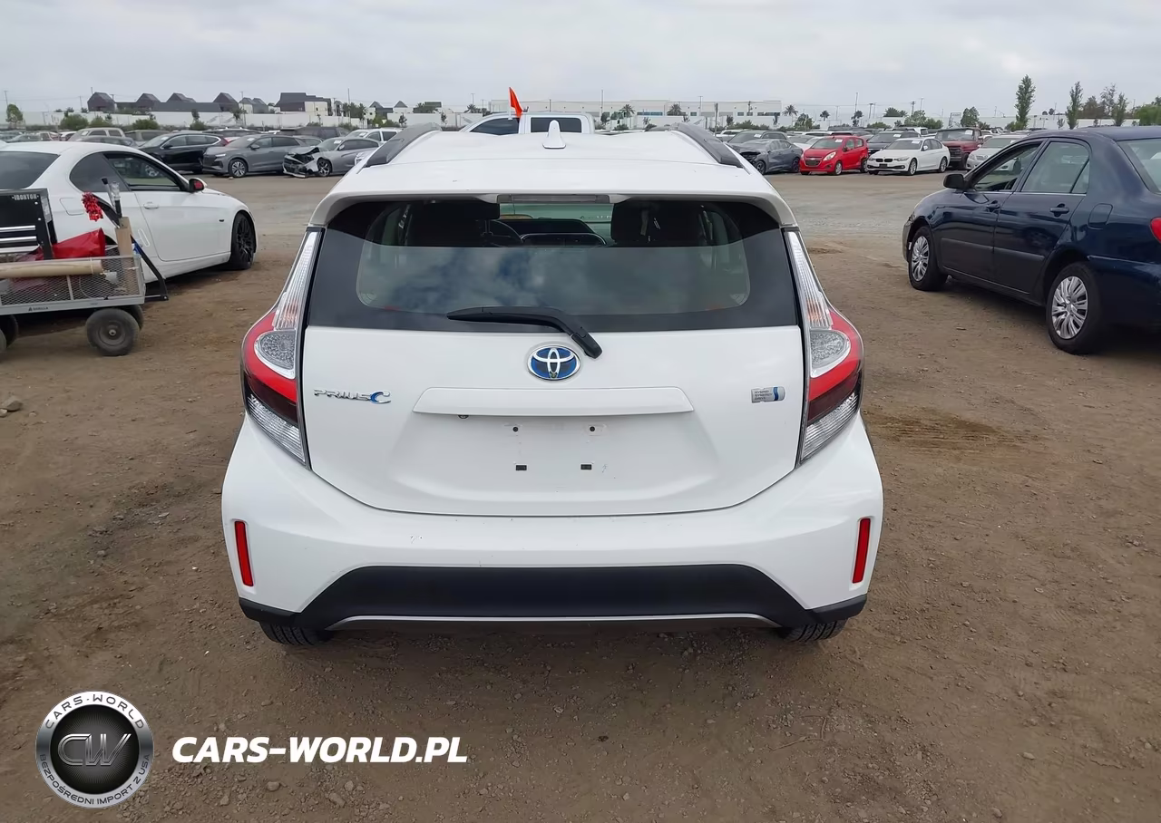 TOYOTA PRIUS C VIN:JTDKDTB35J1599608 - 17