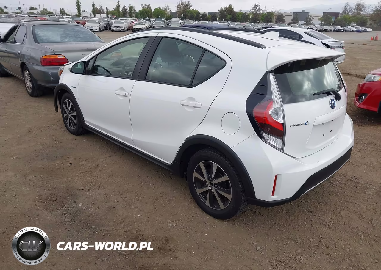 TOYOTA PRIUS C VIN:JTDKDTB35J1599608 - 3