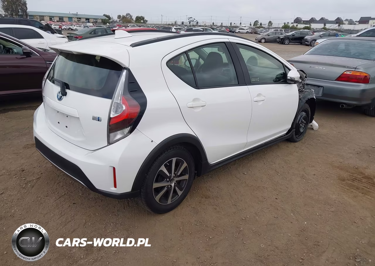 TOYOTA PRIUS C VIN:JTDKDTB35J1599608 - 4