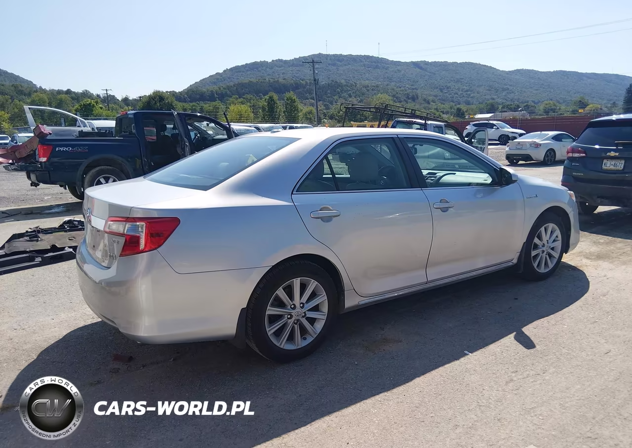 2013 Toyota Camry Hybrid Xle VIN:4T1BD1FK0DU086383 - 4