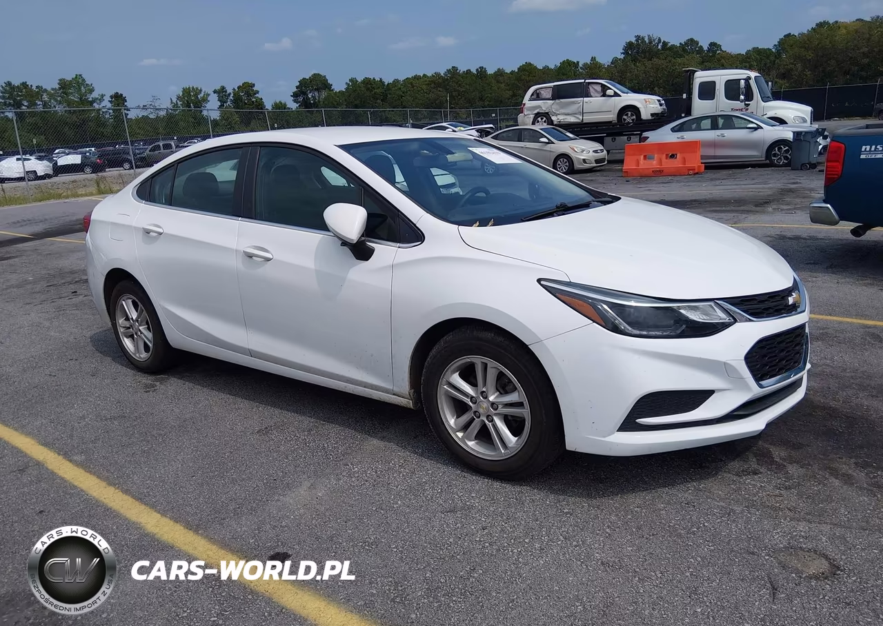 2018 Chevrolet Cruze Lt Auto – zdjęcie 1 z 16
