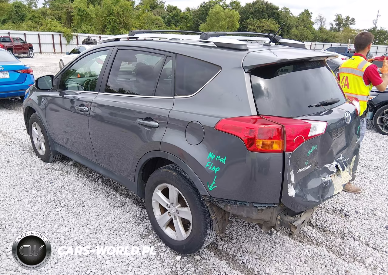 2013 Toyota Rav4 Xle VIN:2T3WFREV3DW049602 - 3