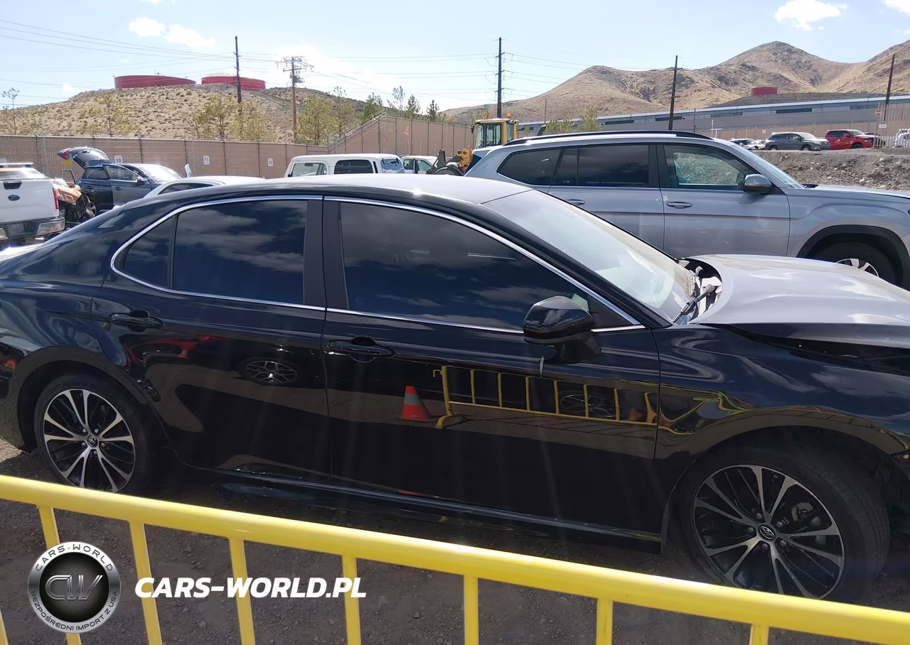 2018 Toyota Camry Se VIN:4T1B11HKXJU641714 - 13