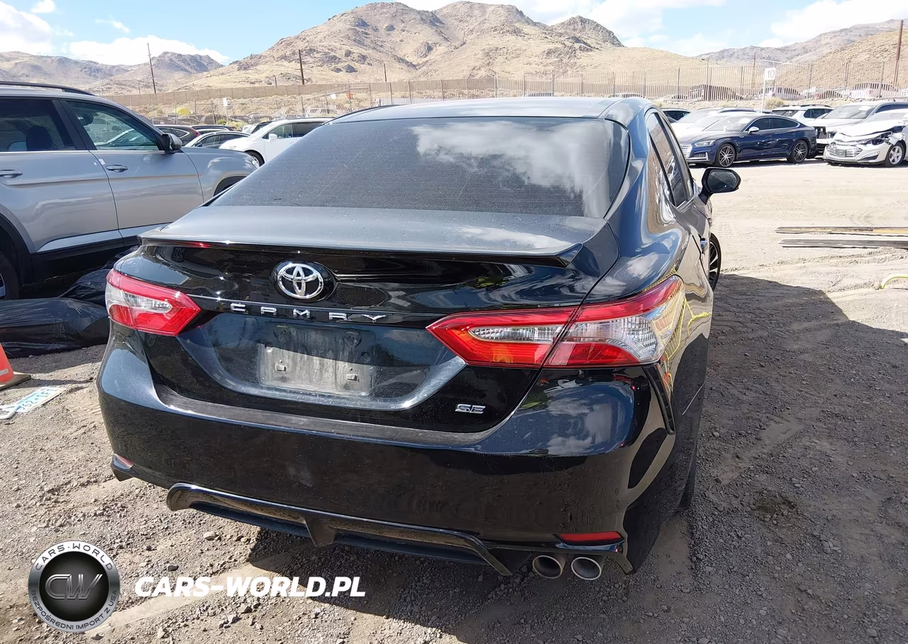 2018 Toyota Camry Se VIN:4T1B11HKXJU641714 - 16