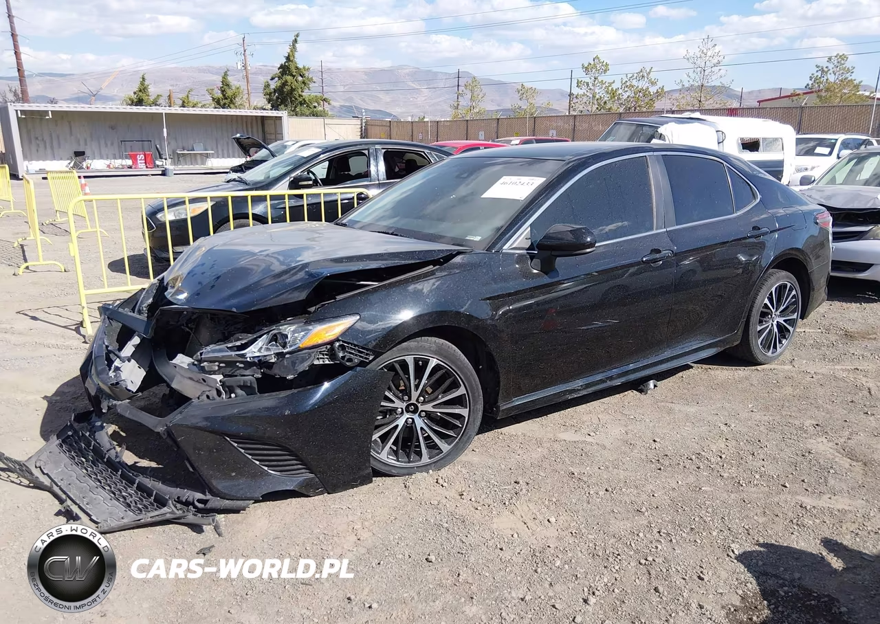 2018 Toyota Camry Se VIN:4T1B11HKXJU641714 - 2