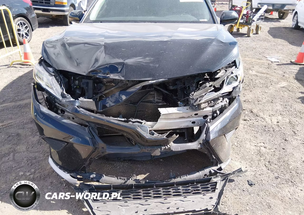 2018 Toyota Camry Se VIN:4T1B11HKXJU641714 - 6