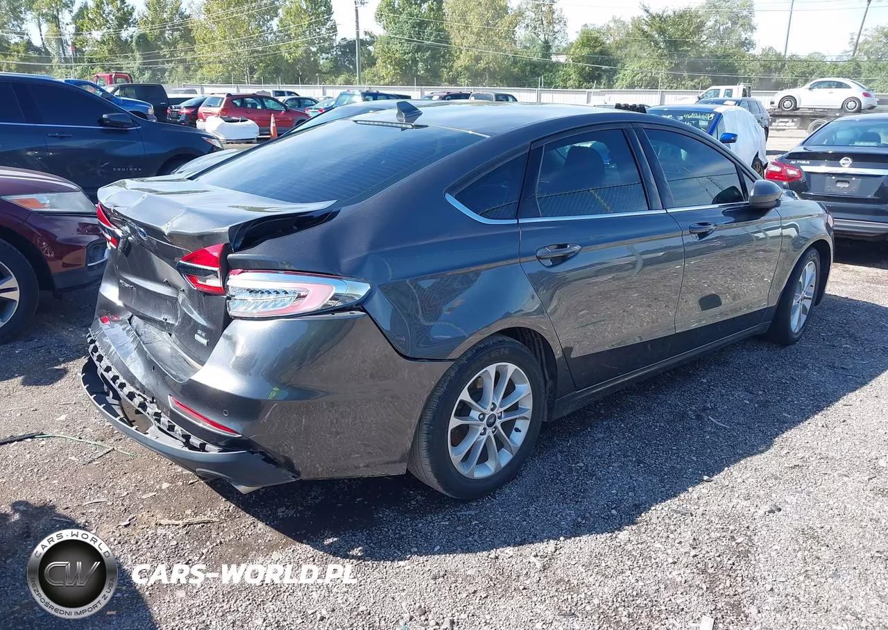 2019 Ford Fusion Se VIN:3FA6P0HD7KR165906 - 4