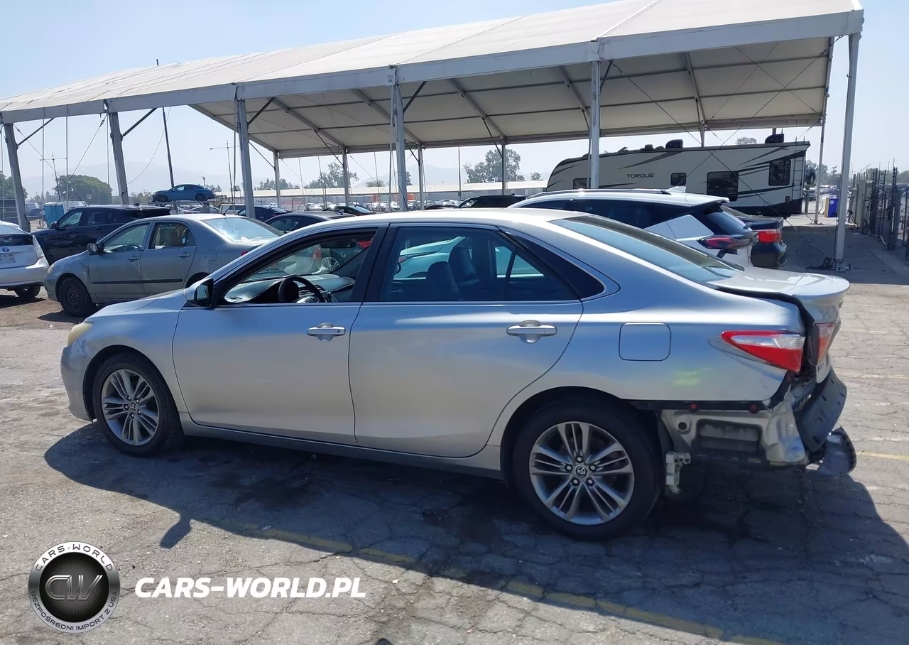 2016 Toyota Camry Se VIN:4T1BF1FK0GU540713 - 15