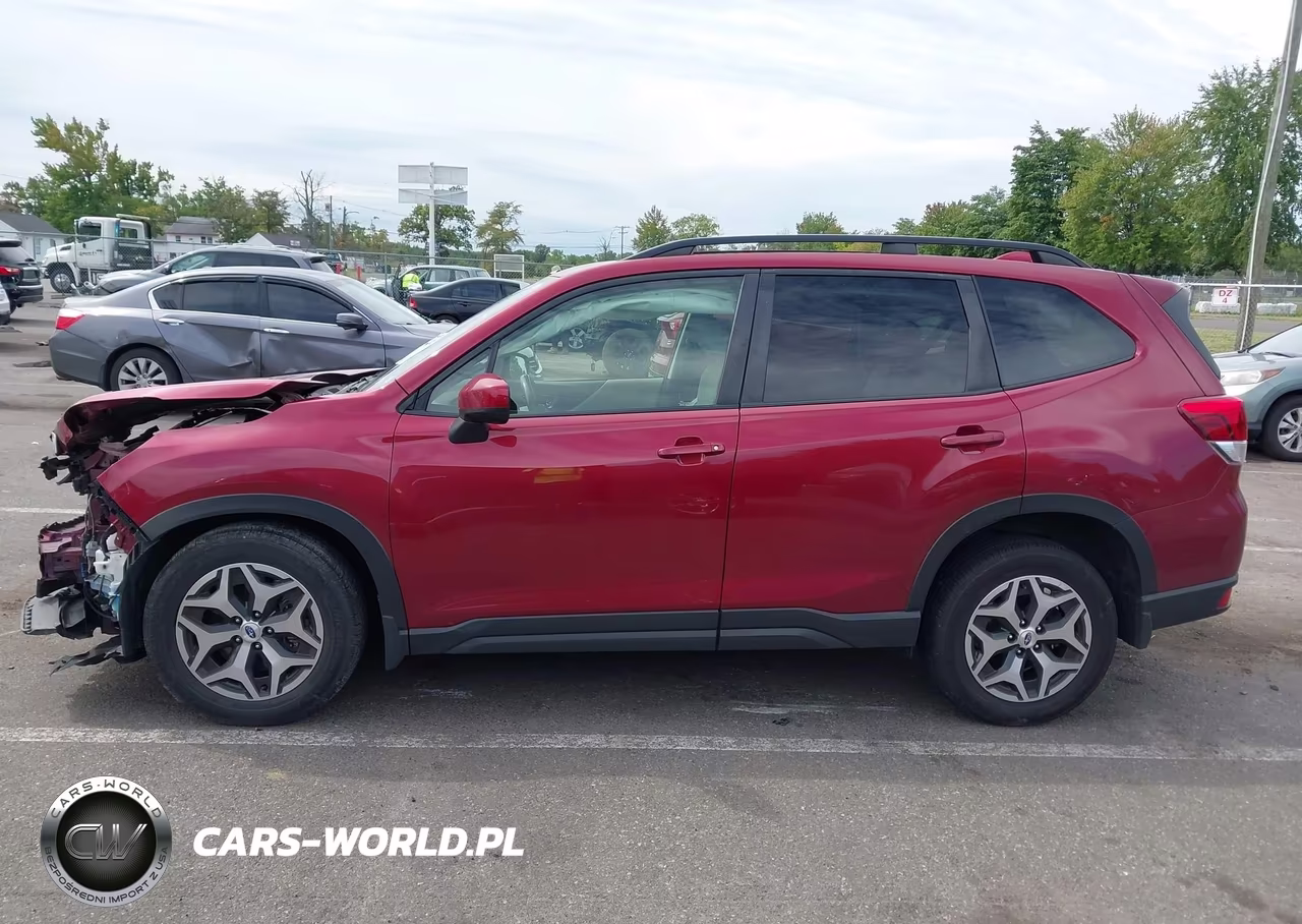 2019 Subaru Forester Premium VIN:JF2SKAGC2KH573982 - 14