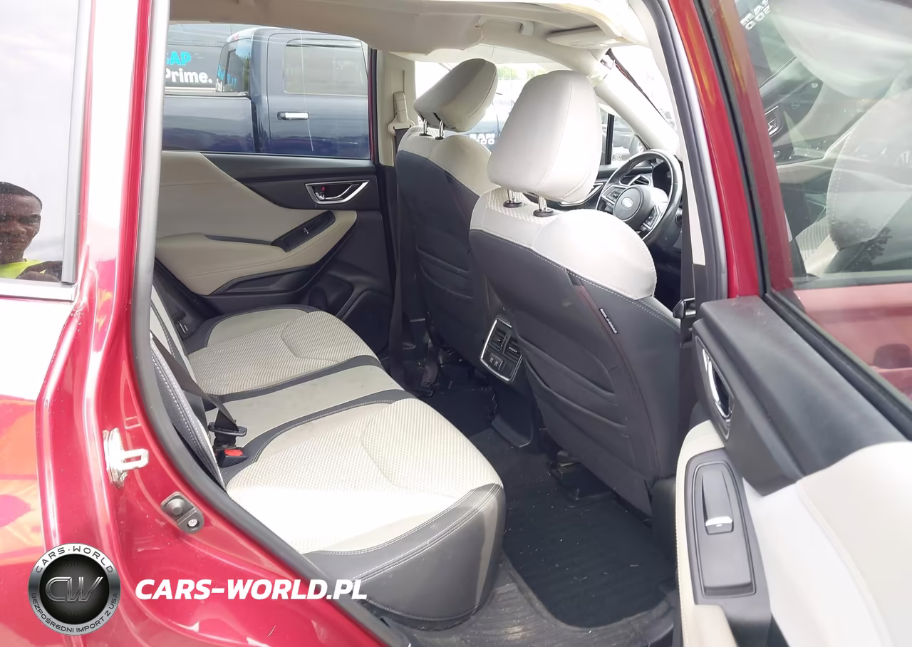 2019 Subaru Forester Premium VIN:JF2SKAGC2KH573982 - 8