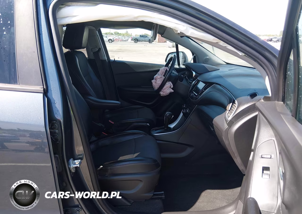 2021 Chevrolet Trax Awd Lt VIN:KL7CJPSM7MB367388 - 5