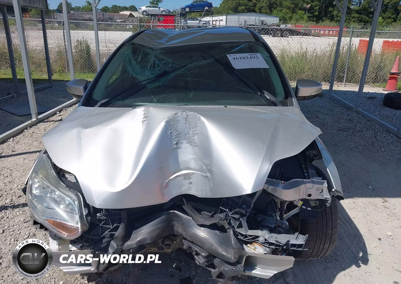 2014 Ford Focus Se VIN:1FADP3K21EL243566 - 6