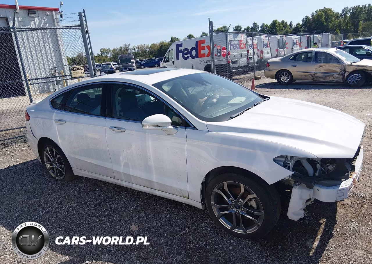 2020 Ford Fusion Titanium VIN:3FA6P0D95LR175692 - 12