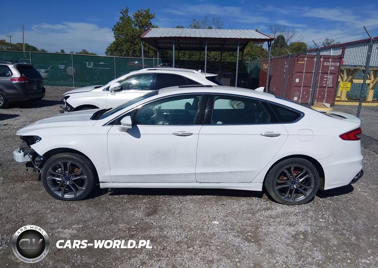 2020 Ford Fusion Titanium VIN:3FA6P0D95LR175692 - 18