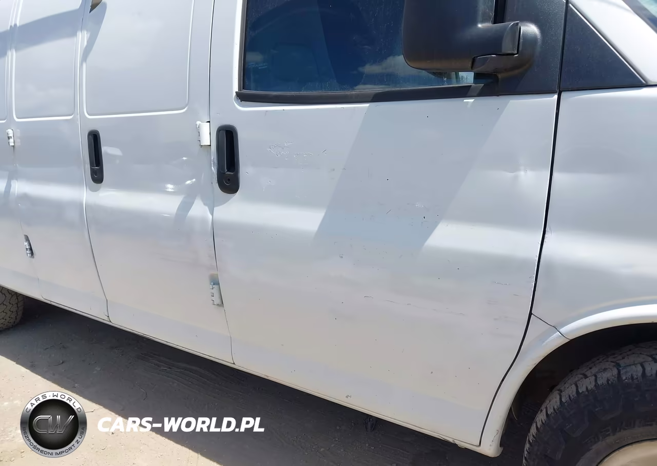 2011 Chevrolet Express 2500 Work Van VIN:1GCWGGFA4B1142718 - 6