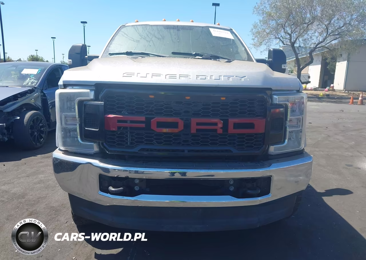 2018 Ford F-250 Xl VIN:1FT7X2B66JEC54484 - 13