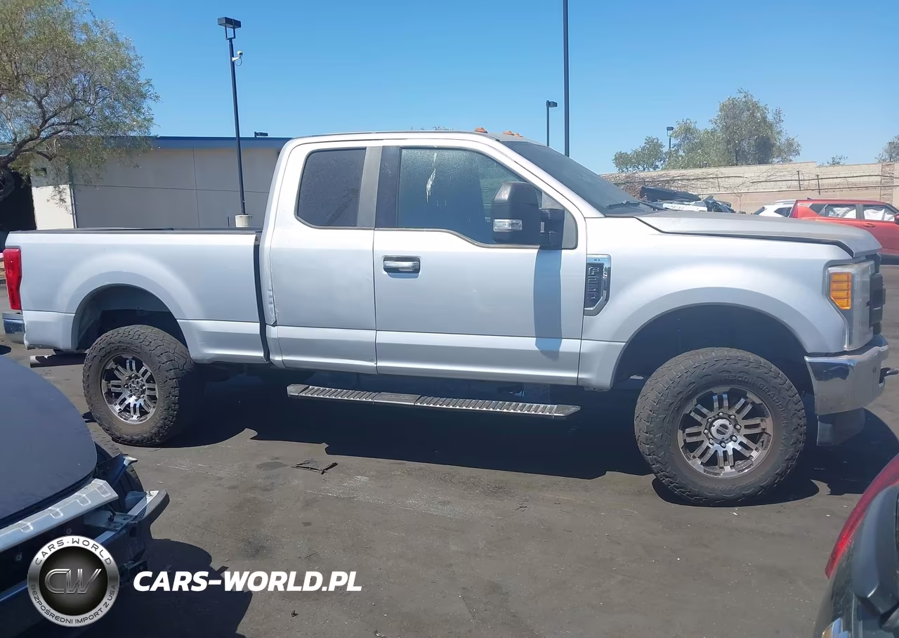 2018 Ford F-250 Xl VIN:1FT7X2B66JEC54484 - 14