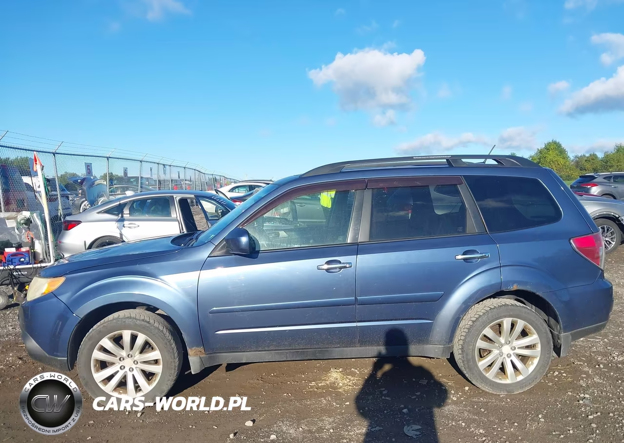2011 Subaru Forester 2.5X Premium VIN:JF2SHADC9BH776063 - 15
