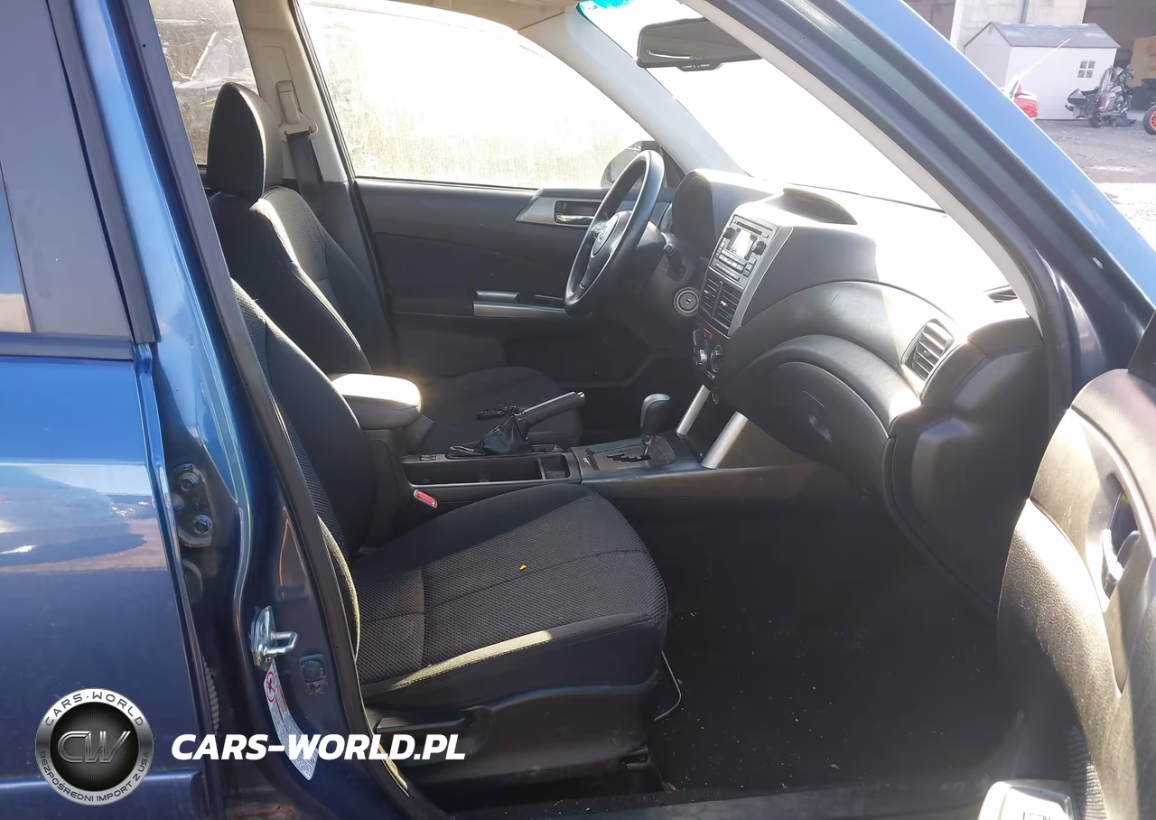 2011 Subaru Forester 2.5X Premium VIN:JF2SHADC9BH776063 - 5