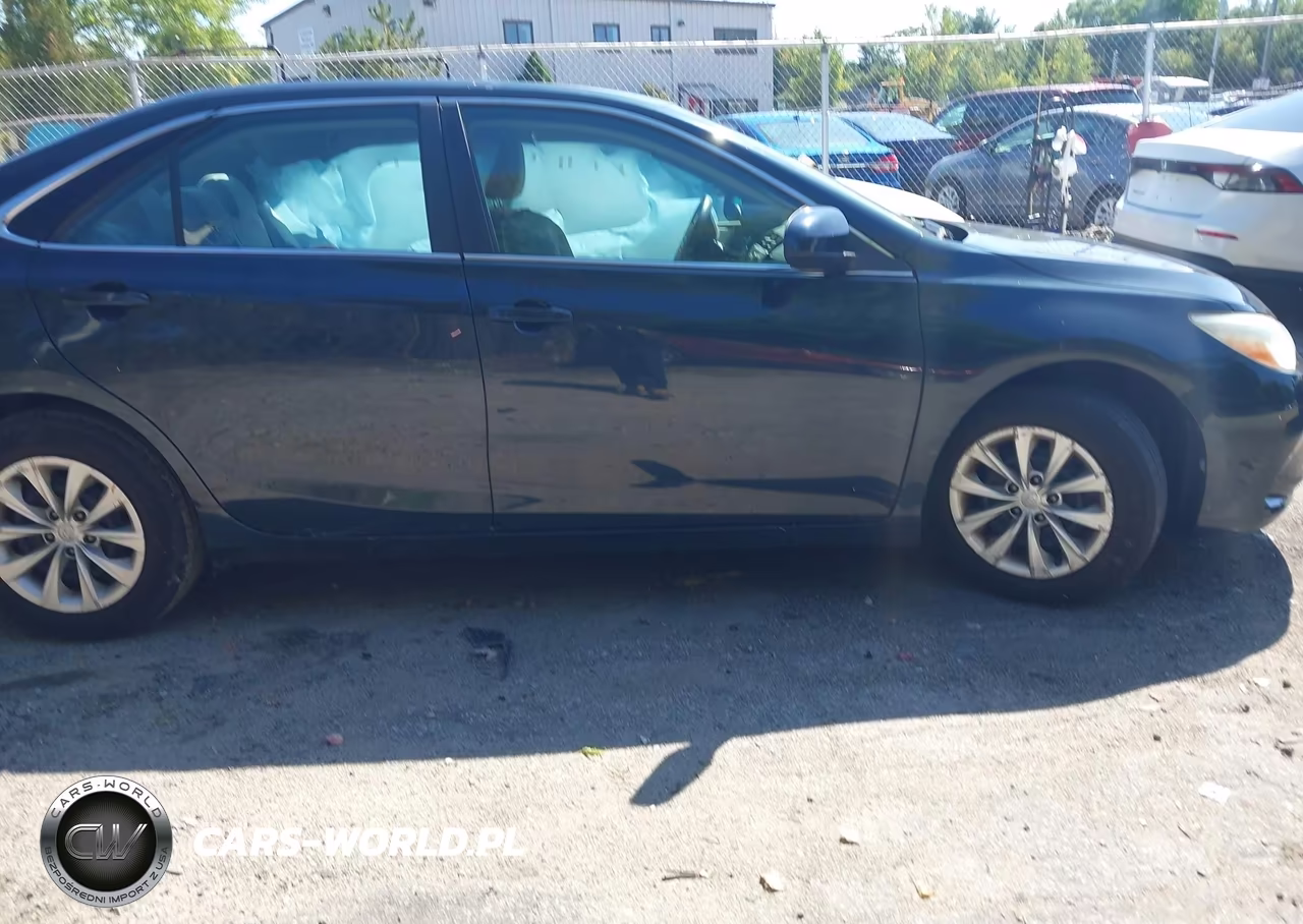 2015 Toyota Camry Le VIN:4T4BF1FK7FR449815 - 13