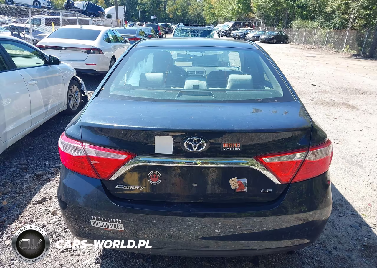 2015 Toyota Camry Le VIN:4T4BF1FK7FR449815 - 16